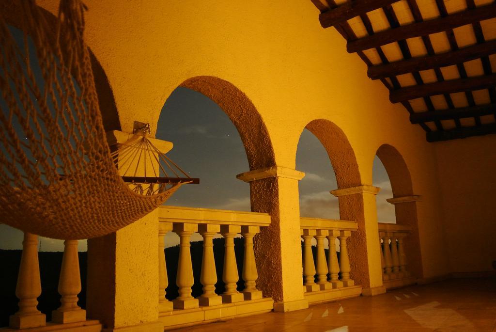 Гостевой дом Maset Del Garraf Olesa de Bonesvalls Экстерьер фото