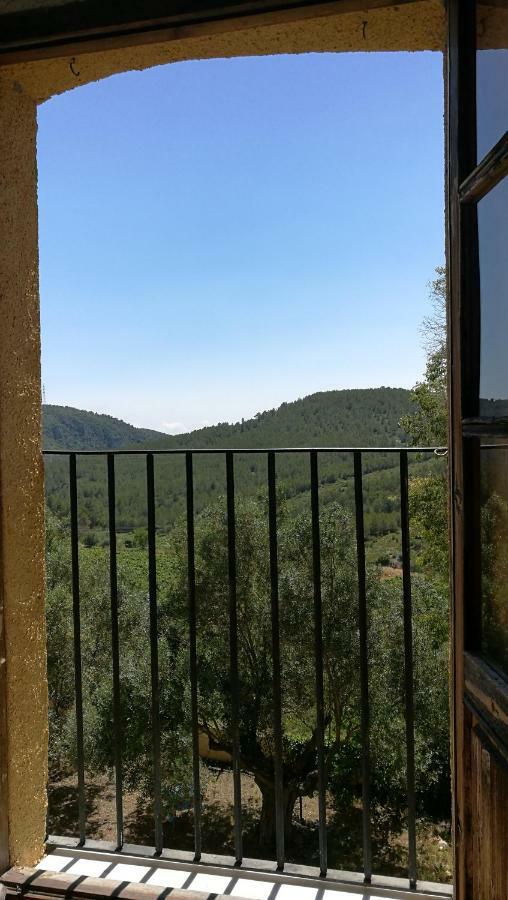 Гостевой дом Maset Del Garraf Olesa de Bonesvalls Экстерьер фото